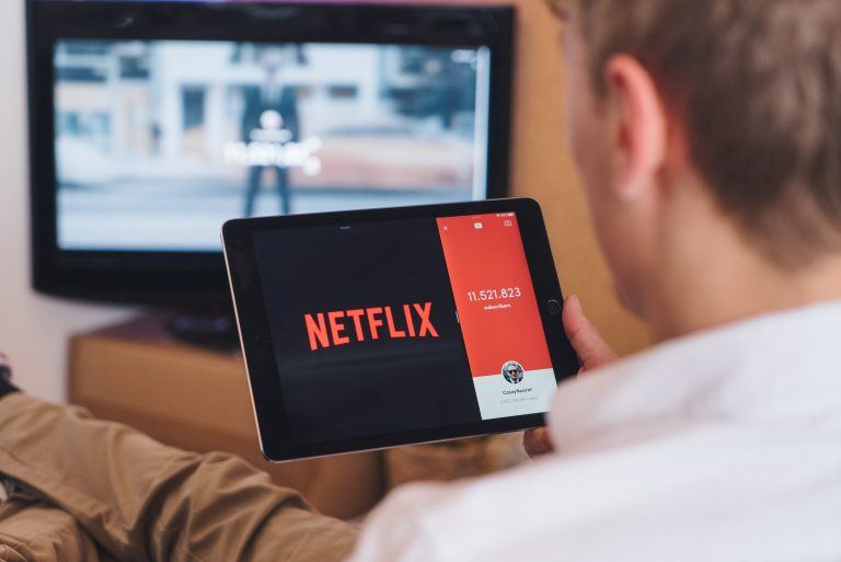 Netflix student discount? No, but there are other ways to save.